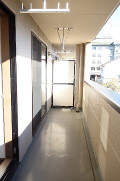 バルコニー　バルコニー