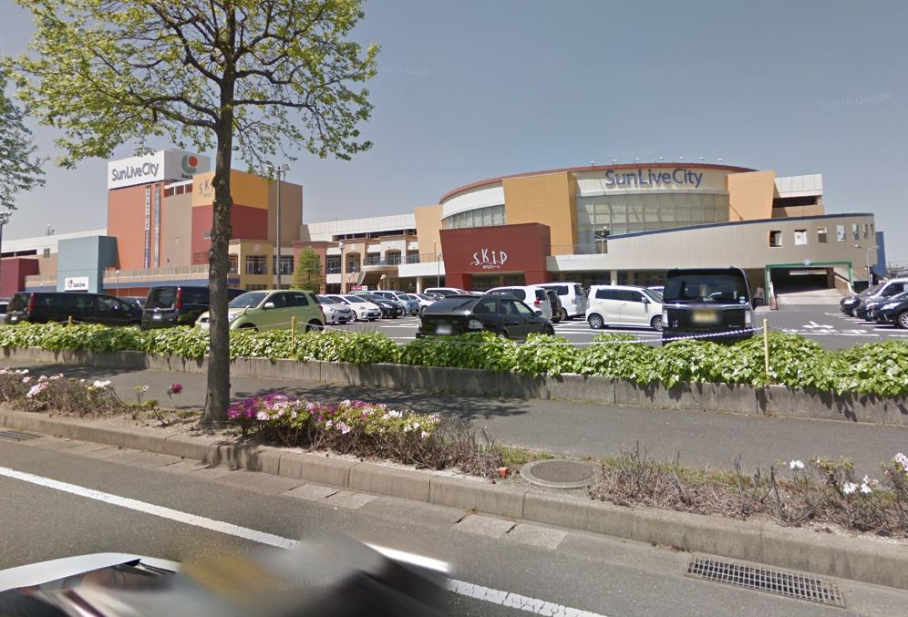 ショッピングセンター　サンリブシティ小倉（ショッピングセンター）まで1853m