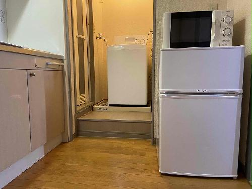 その他　※同タイプ部屋の写真となります（冷蔵庫・レンジ・洗濯機）