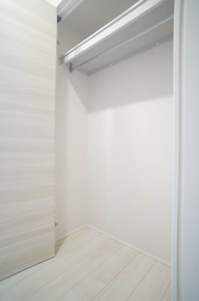 収納　洋室収納
