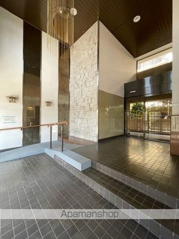 ＪＲ総武線 西荻窪駅 徒歩6分 4階建 築43年の外観写真