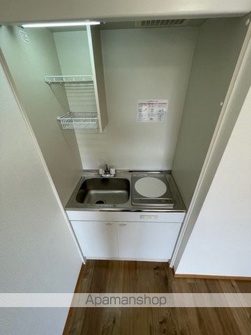 ＪＲ総武線 西荻窪駅 徒歩6分 4階建 築43年のキッチン写真
