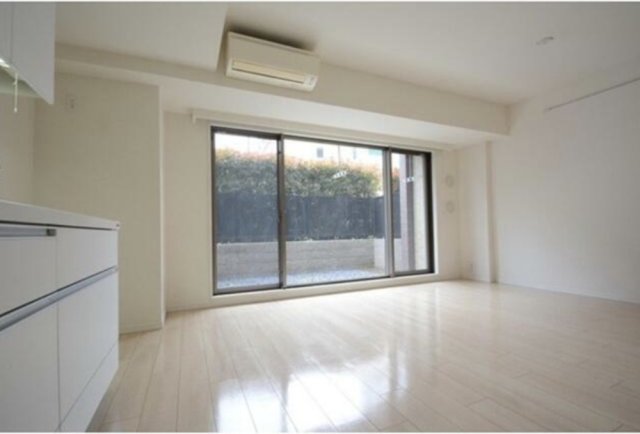 居室・リビング　別部屋参考写真