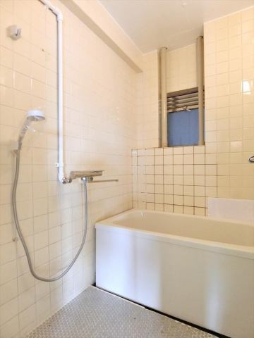 バス・シャワールーム　浴室