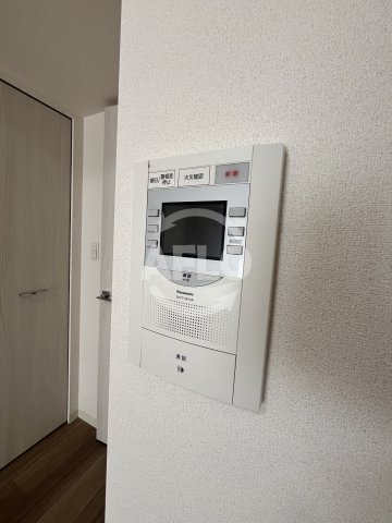 セキュリティ　ディームス江坂　モニター付きインターホン