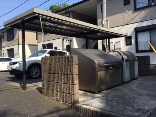 その他共有部分　屋根付き駐輪場＆入居者専用ゴミストッカー