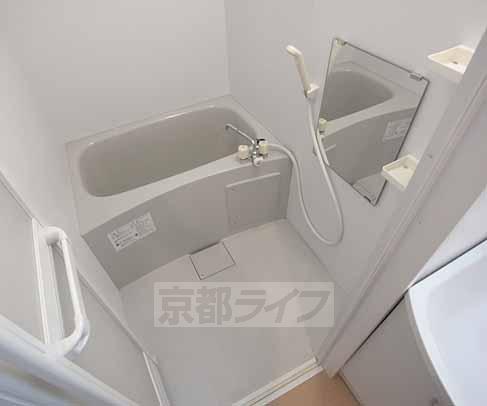 バス・シャワールーム　角部屋仕様：お風呂です