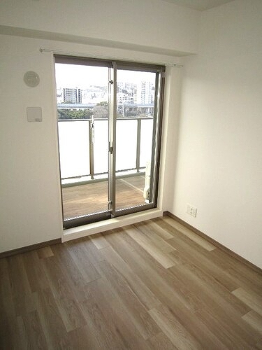 居室・リビング　洋室４．５畳　前回募集時／２０２３年２月の写真