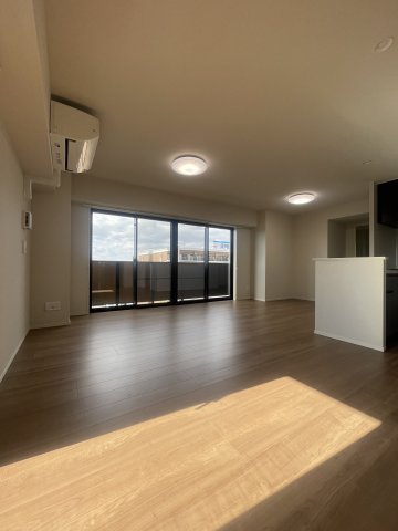 居室・リビング　グランセジュール大国町　リビング