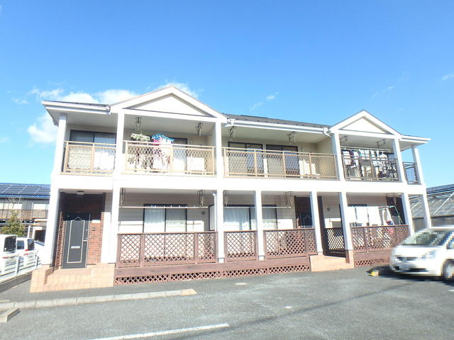 建物外観　南向きにつき、日当良好！