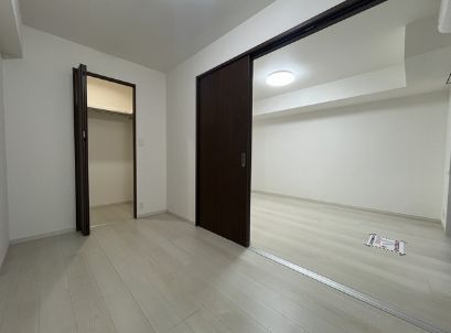 居室・リビング　※現状優先。