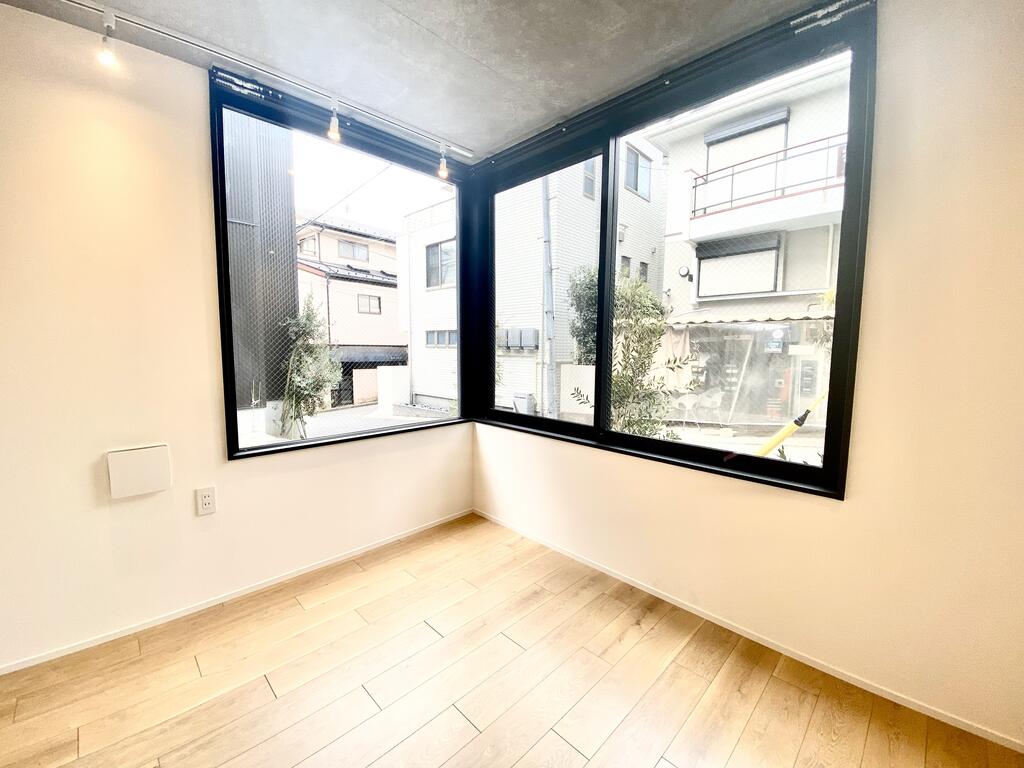 その他共有部分　※102号室の写真です。