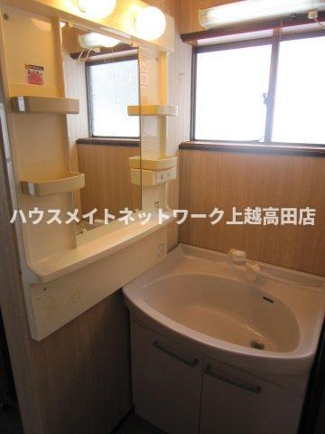 洗面設備　洗髪洗面化粧台