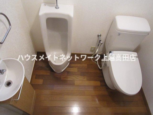 トイレ　温水洗浄暖房便座