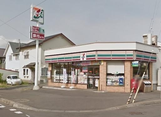 コンビニ　セブンイレブン室蘭白鳥台店（コンビニ）まで601m