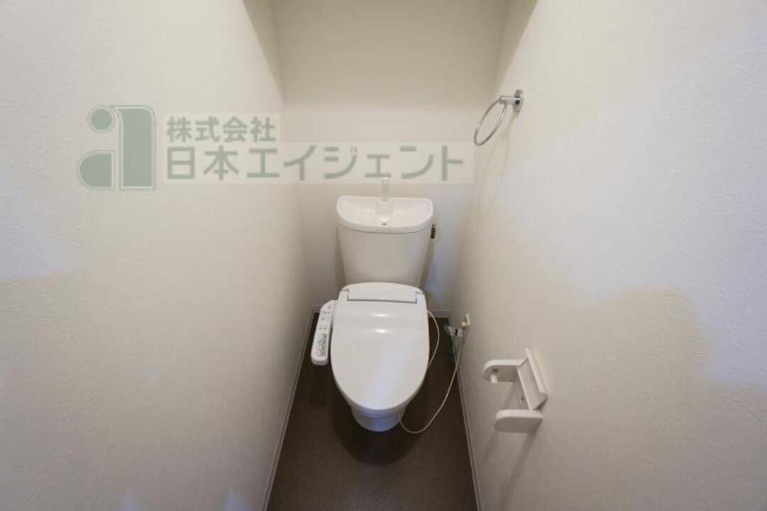 トイレ　トイレ