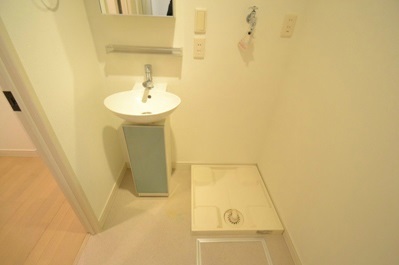 洗面設備　★オシャレな独立洗面脱衣室です♪「