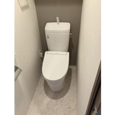 トイレ　参考写真になります