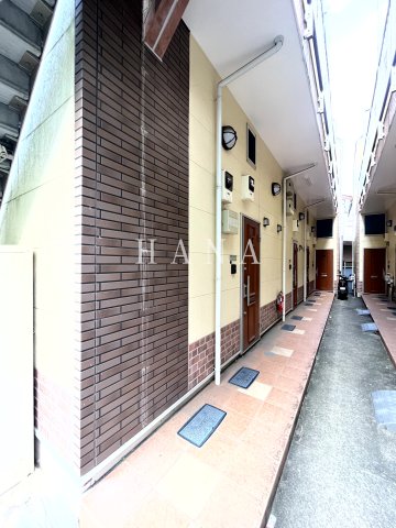 エントランス　同タイプ参考写真です。