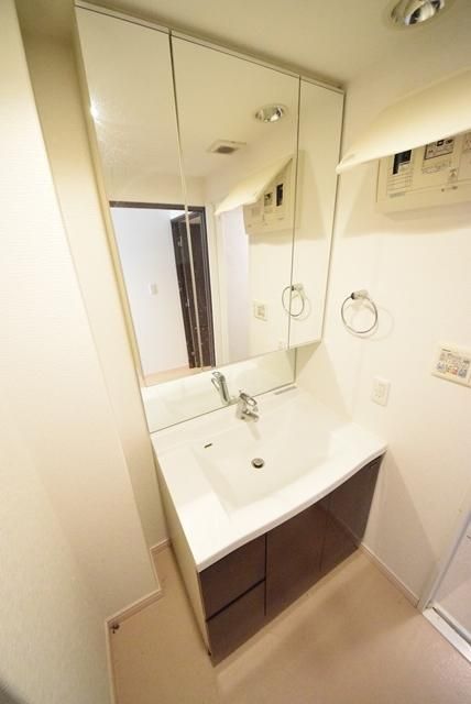 洗面設備　★オートロック付きマンション★