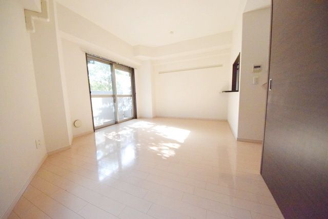 居室・リビング　★オートロック付きマンション★