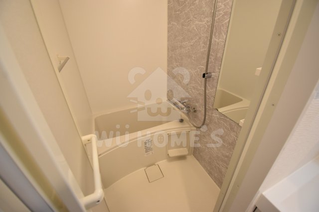 バス・シャワールーム　きれいなお風呂です