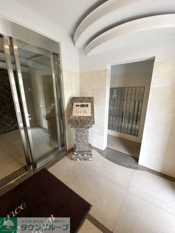 エントランス　エントランス