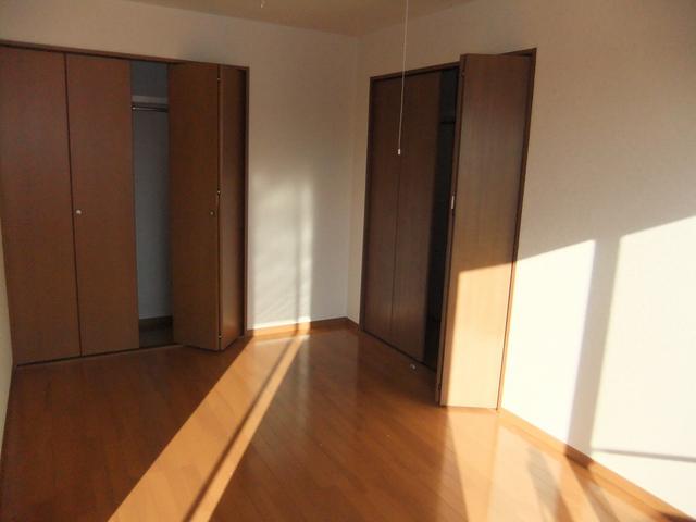 居室・リビング　室内