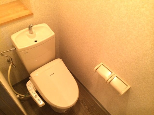 トイレ　シャワー付トイレ