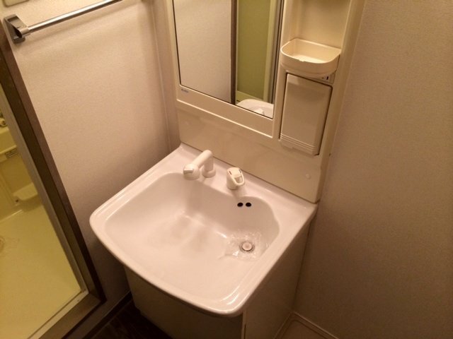 洗面設備　洗髪洗面化粧台