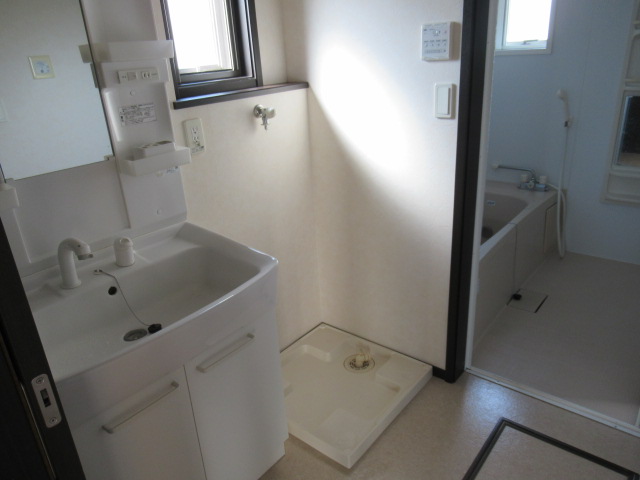 洗面設備　洗濯機置場