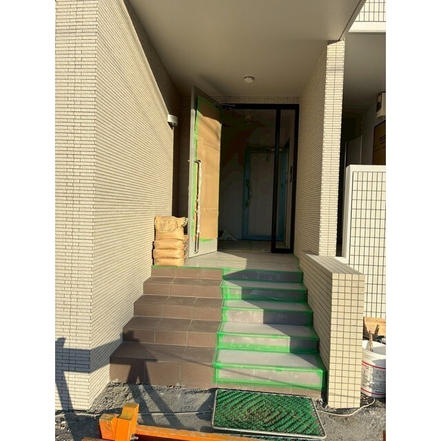 エントランス　建設中