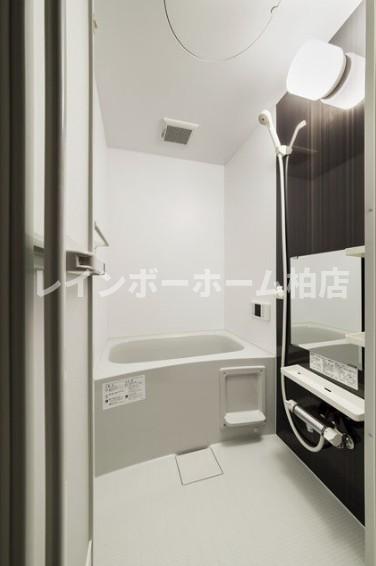 バス・シャワールーム　日々の暮らしに欠かせないお風呂です