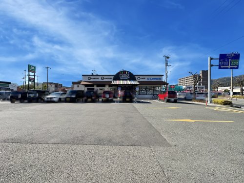 コンビニ　ローソン LGOSSOたかそね店（コンビニ）まで742m