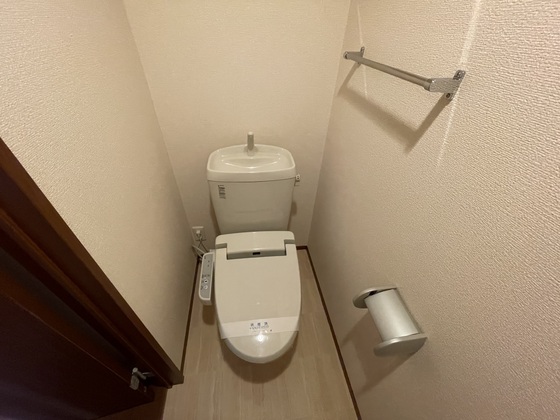 トイレ　※別部屋の写真です