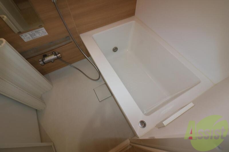 バス・シャワールーム　お湯に浸かって１日の疲れを癒やしてください