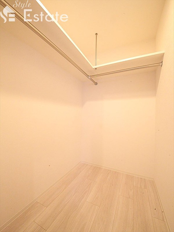 収納　ウォークインクローゼット