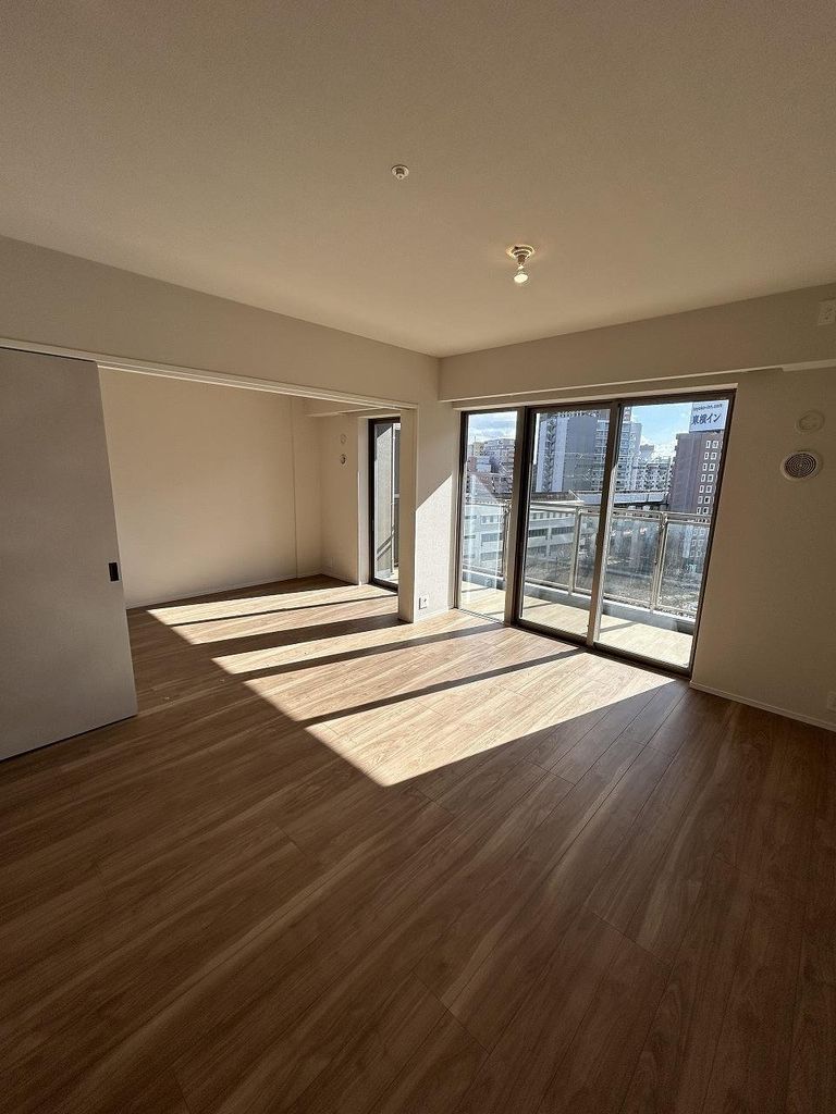 居室・リビング　洋室（約5.5帖）・LD(約12.0帖）