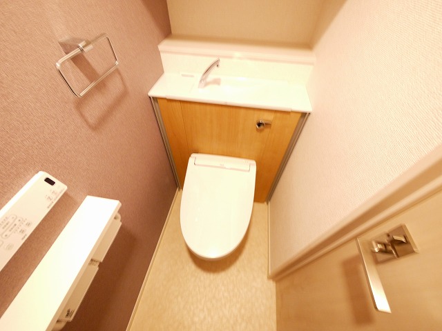 トイレ　コンパクトで使いやすいトイレです