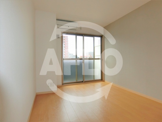 居室・リビング　みおつくし都島　リビング