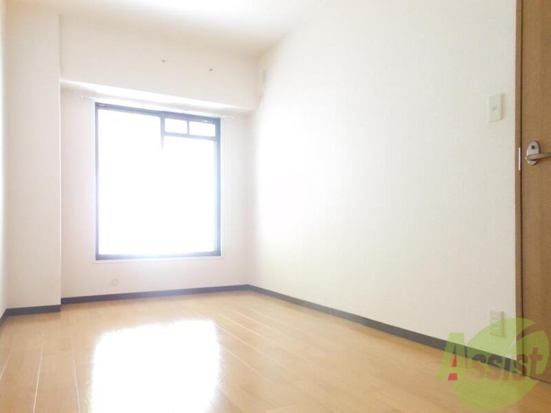 その他部屋・スペース　明るい寝室