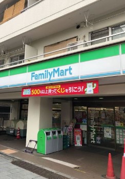 コンビニ　ファミリーマート 北品川店（コンビニ）まで180m