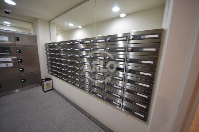 その他共有部分　サンクタスタワー心斎橋ミラノグランデ　メールBOX