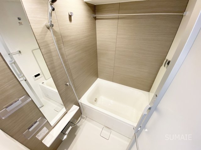 バス・シャワールーム　ゆったりできるバスルーム！