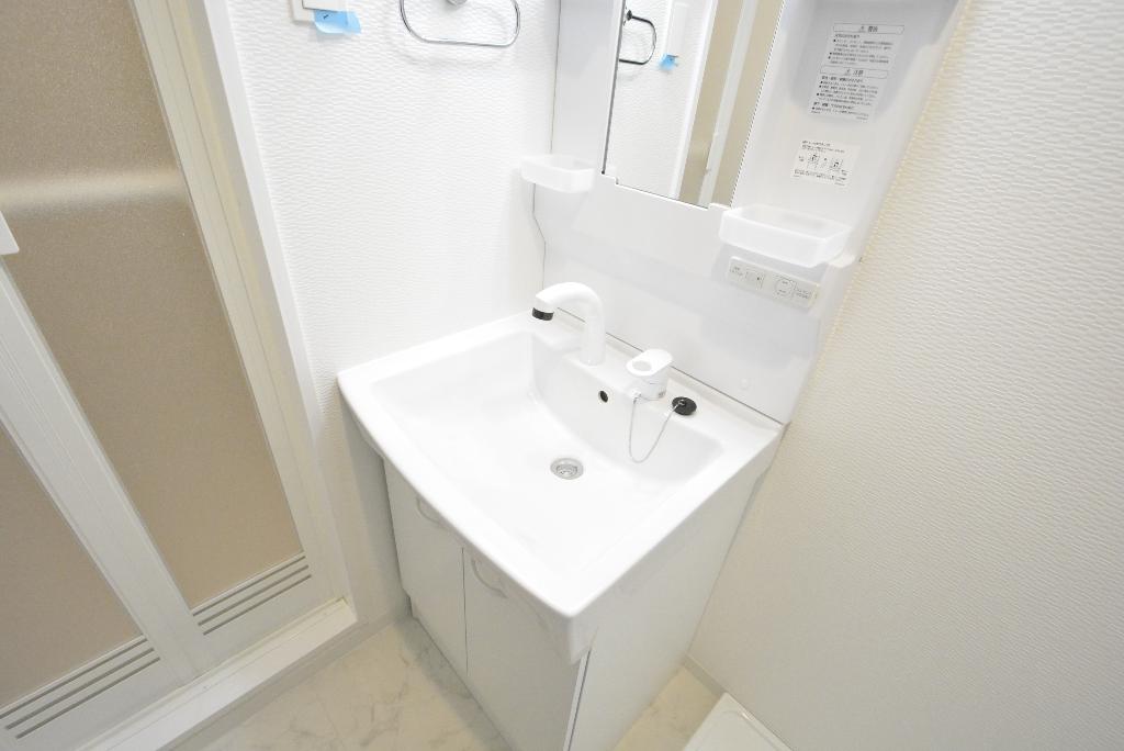 洗面設備　洗髪洗面化粧台