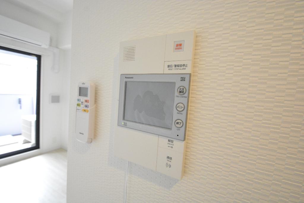 セキュリティ　カメラ付インターホン