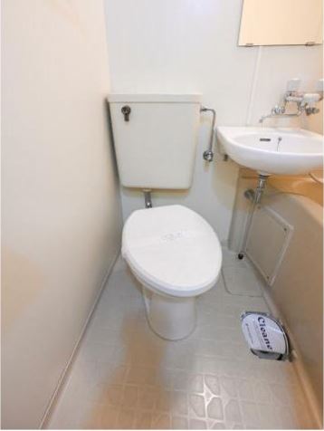 トイレ　他のお部屋の参考写真となります。