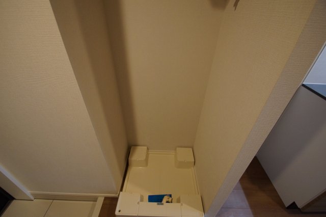 その他設備　防水パン付き洗濯機置場