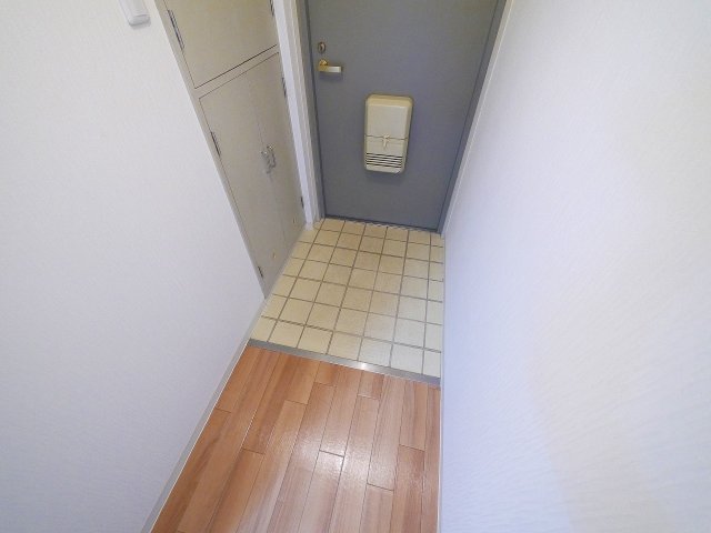 玄関　シンプルで使いやすい玄関です