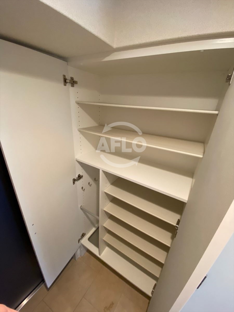 収納　エスリード京橋グランツ　シューズボックス